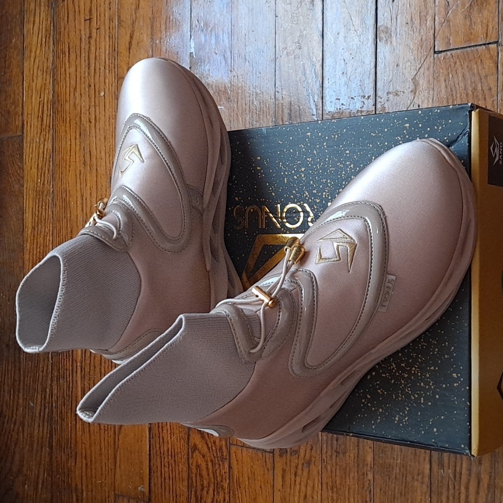 Tronus Sand High Tops